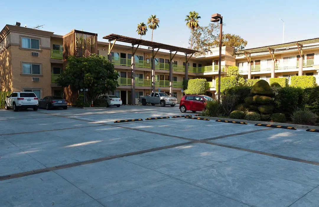 Best Western Plus Glendale-1