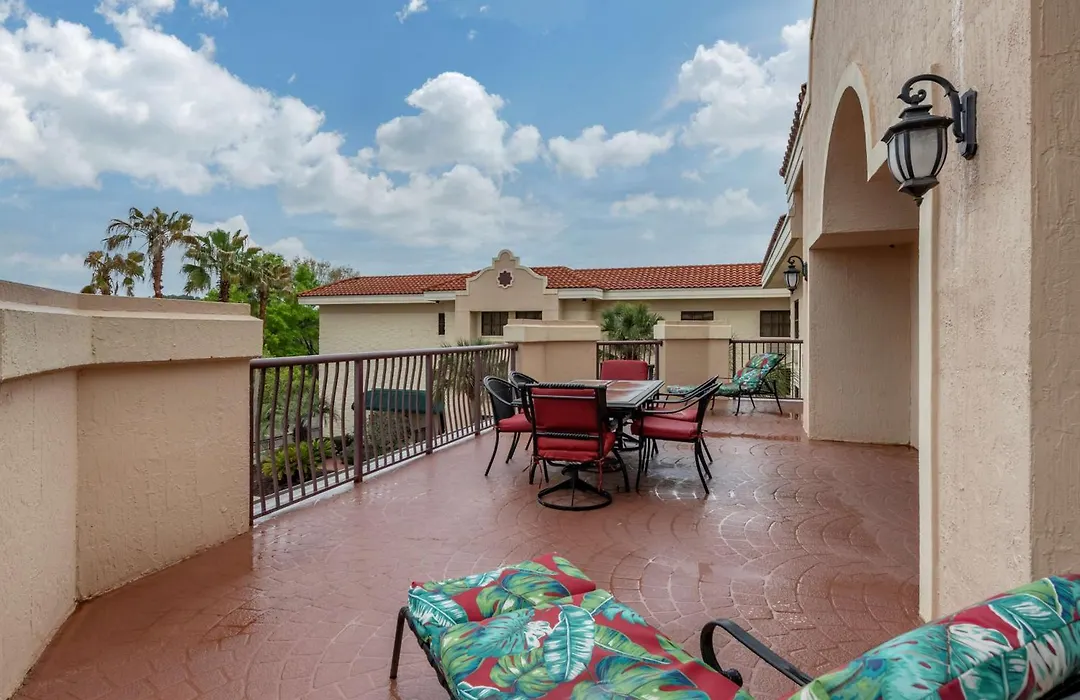 Best Western Gateway Grand-1