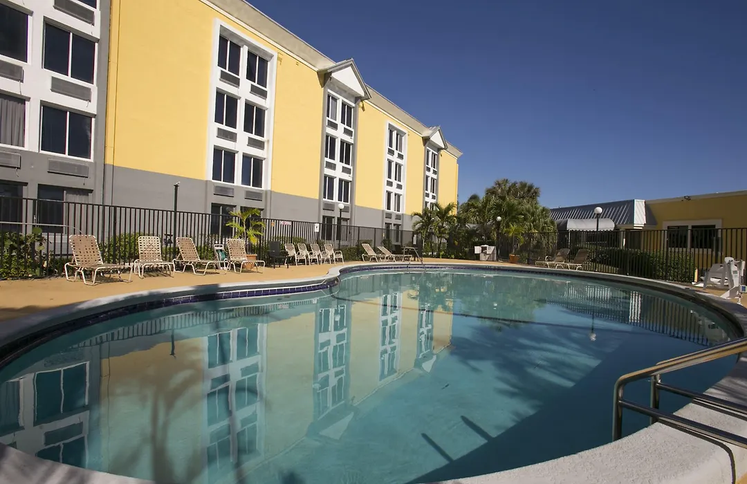The Inn At Boynton Beach-1