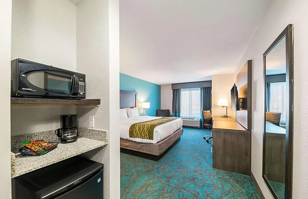 Comfort Inn & Suites Oklahoma City Near Bricktown-1