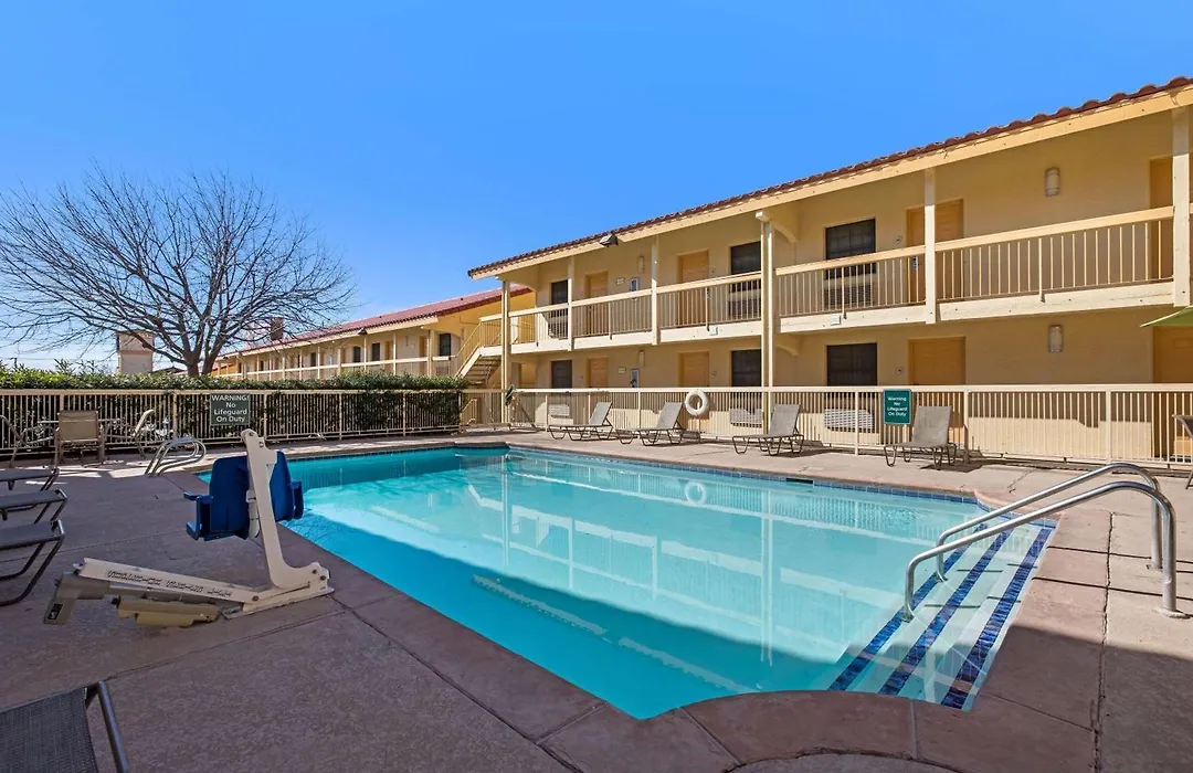 La Quinta Inn By Wyndham El Paso East Lomaland-1