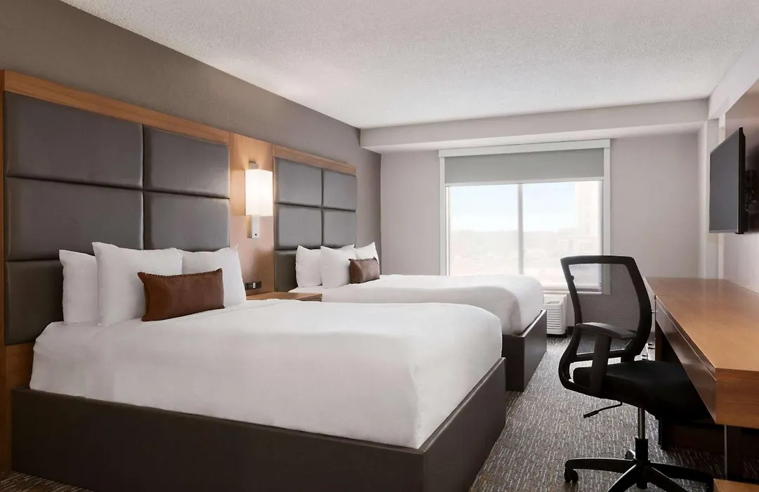 Wingate By Wyndham Cincinnati Blue Ash-1