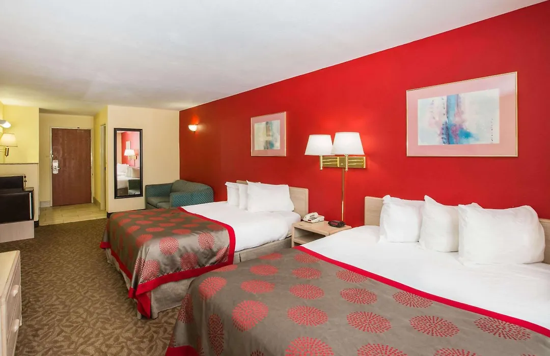 Ramada By Wyndham Sioux Falls-1