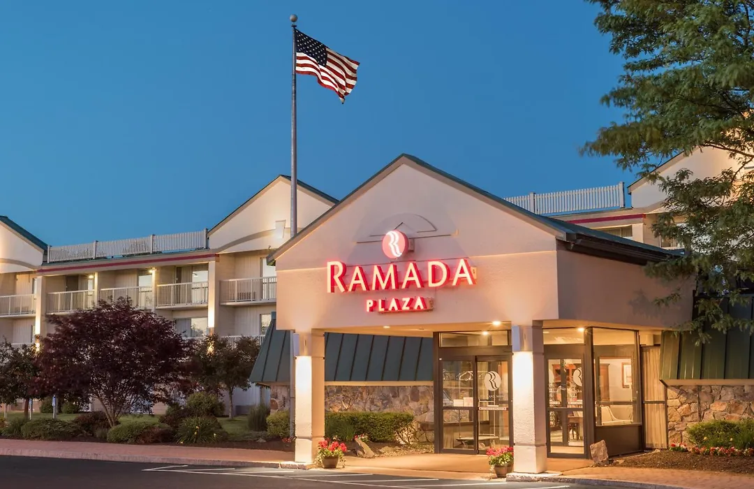 Ramada Plaza By Wyndham Portland-1