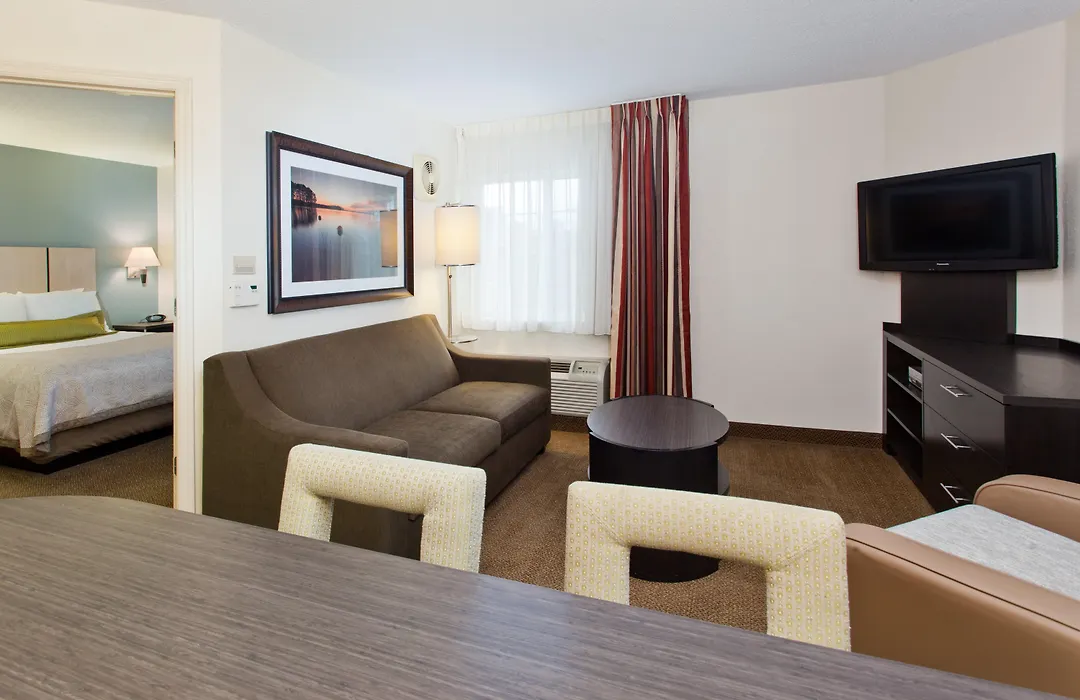 Sonesta Simply Suites Phoenix Tempe-1