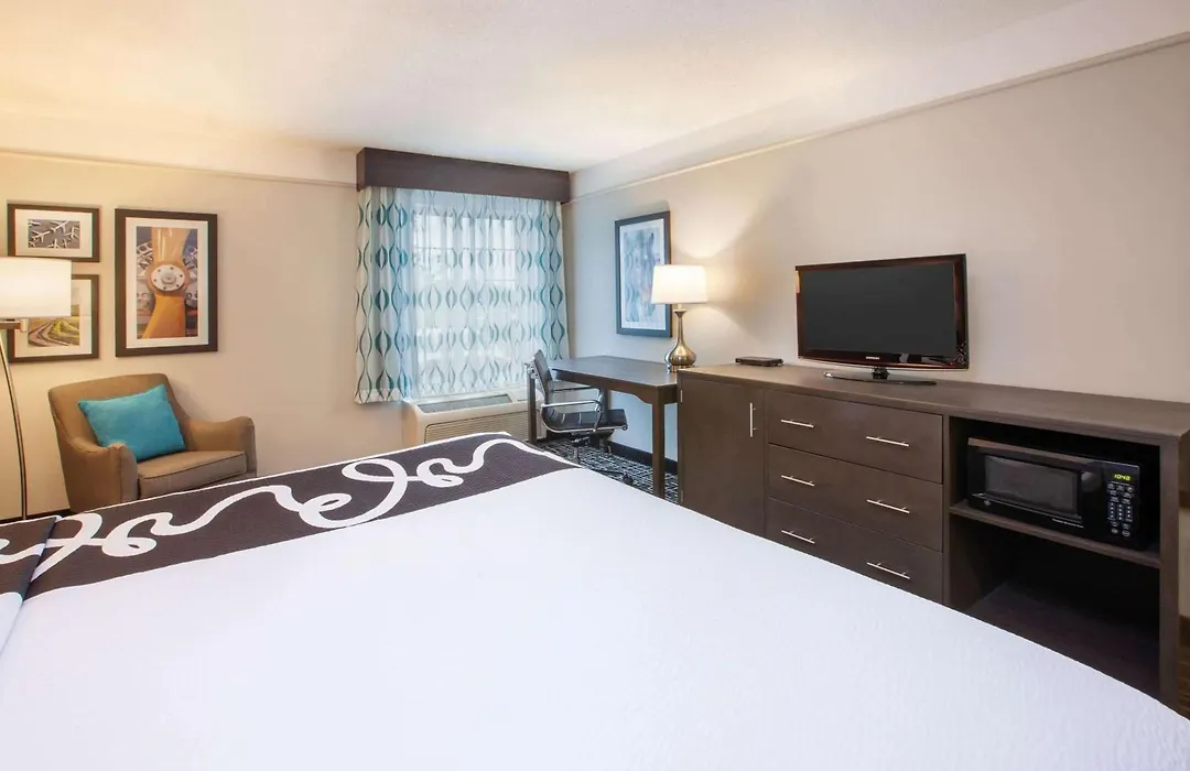 La Quinta By Wyndham Cincinnati Airport Florence-1