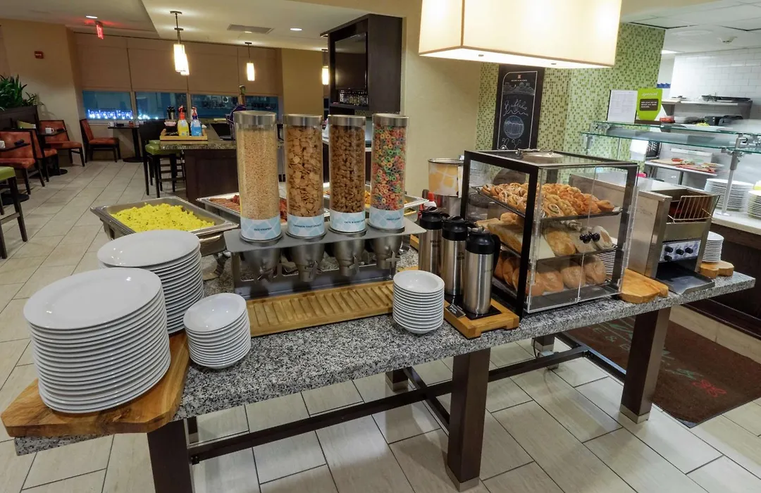 The Hilton Garden Inn Buffalo-Downtown-1
