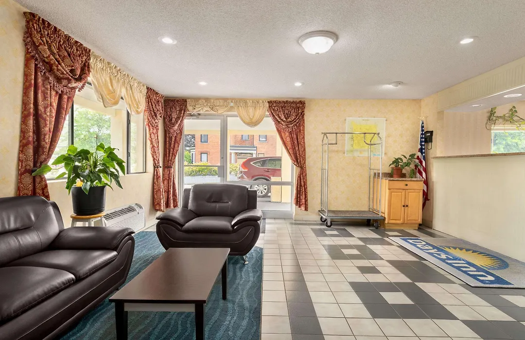 Days Inn By Wyndham Auburn/Finger Lakes Region-1