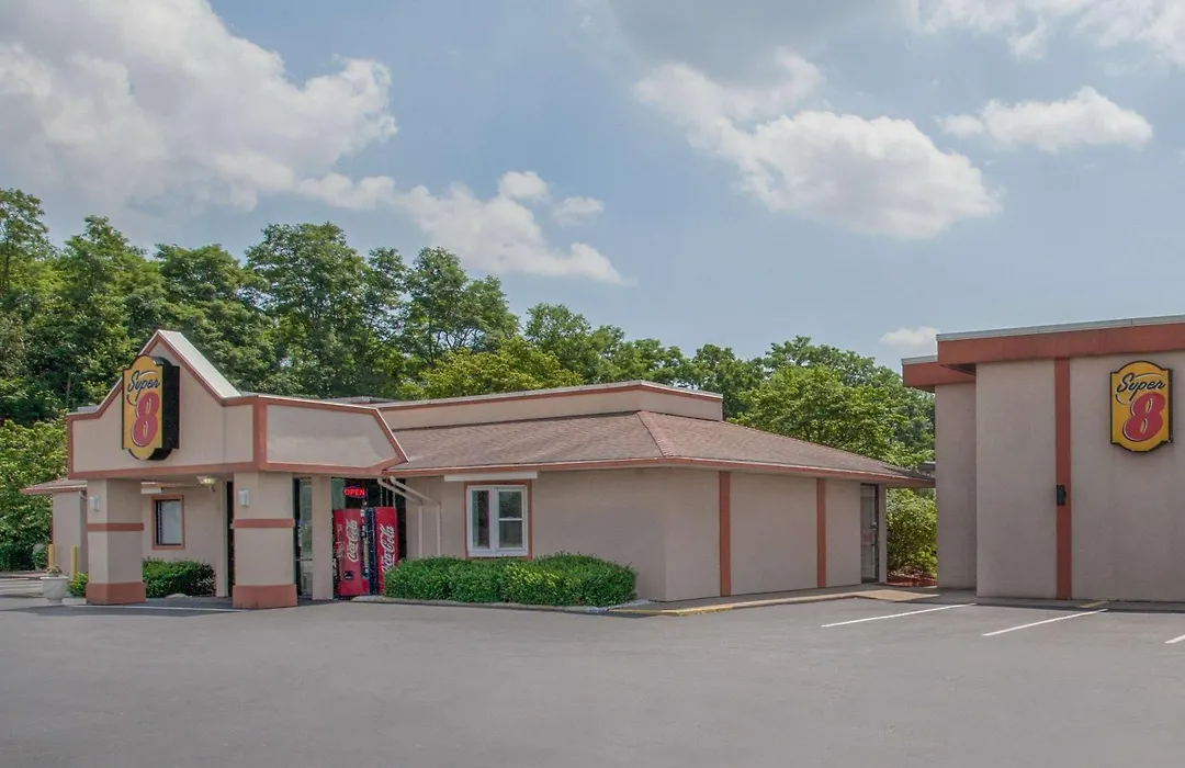 Super 8 By Wyndham Carlisle North-1