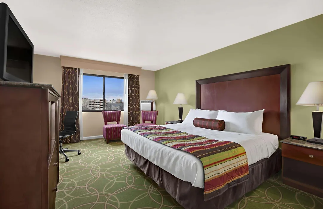 Days Inn By Wyndham Penn State-1