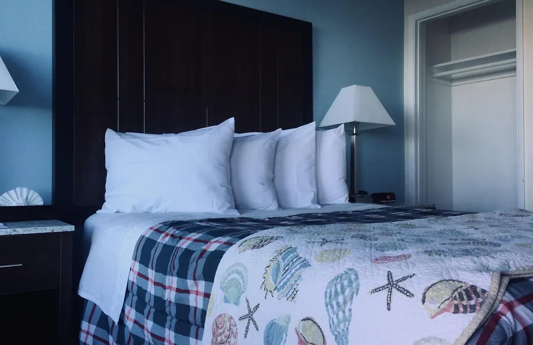 Dolphin Cove Motel-1