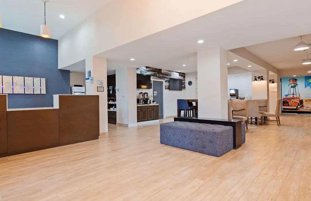 Best Western Plus New Barstow Inn & Suites-1
