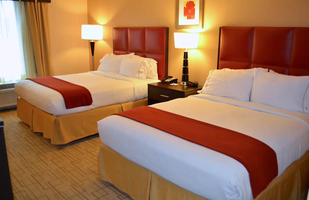 Holiday Inn Express & Suites - Smithfield/Selma By Ihg-1