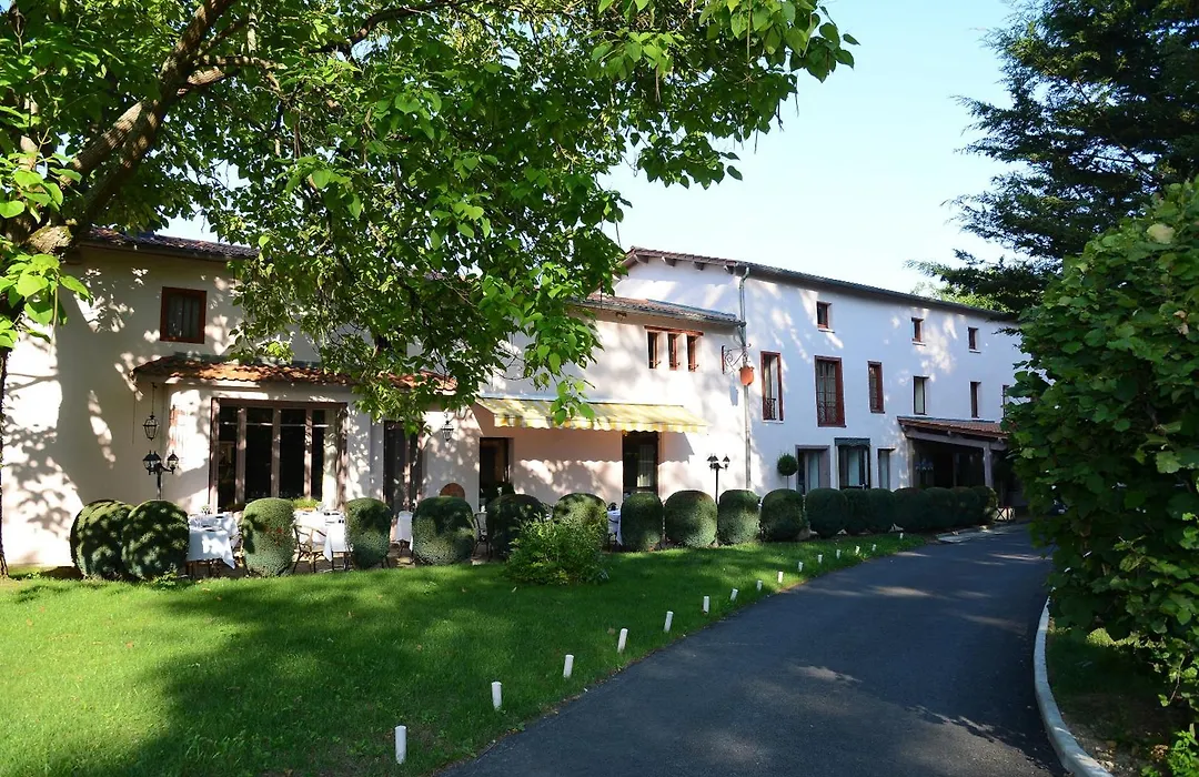 Logis Hôtel Le Parc de Geoffroy-1