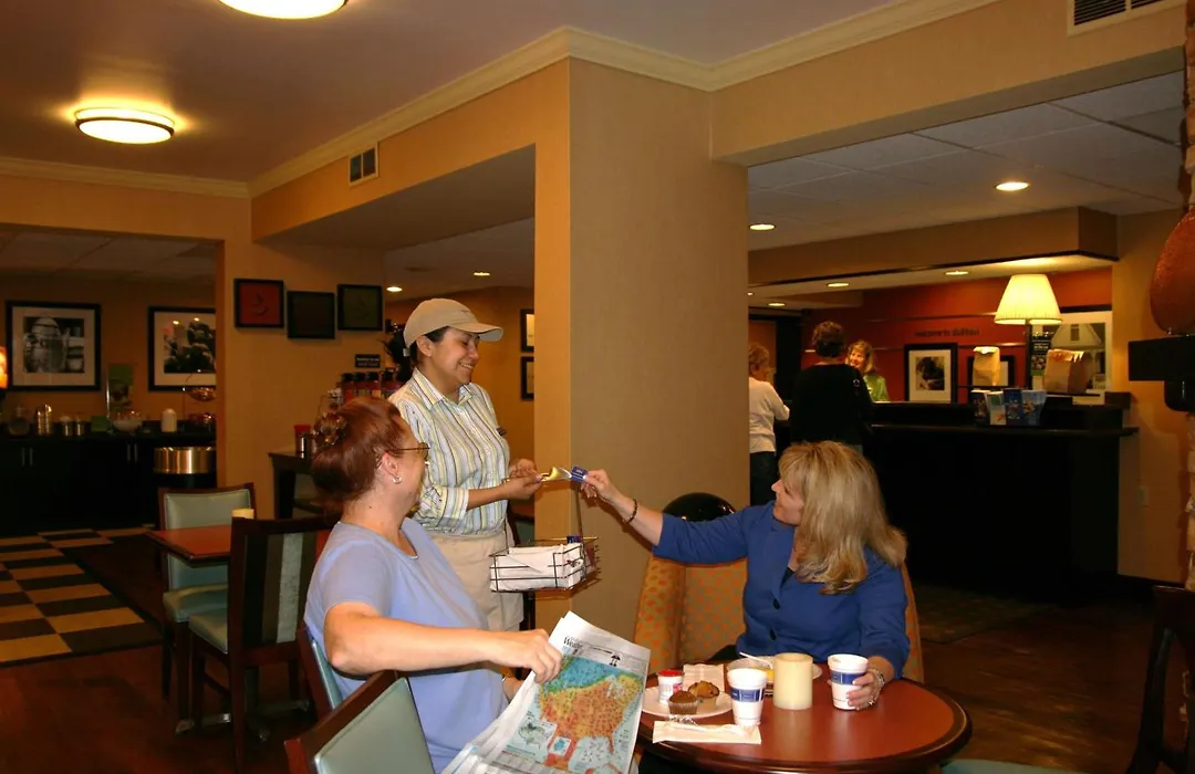 Hampton Inn Dalton-1