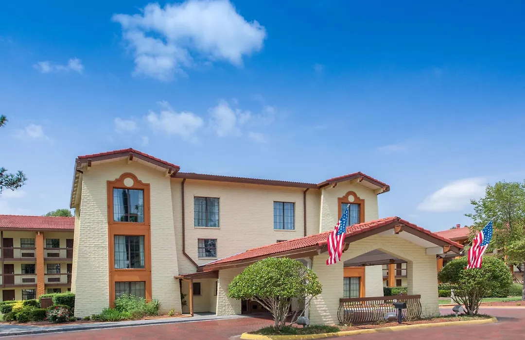 Knights Inn - Lithonia-1