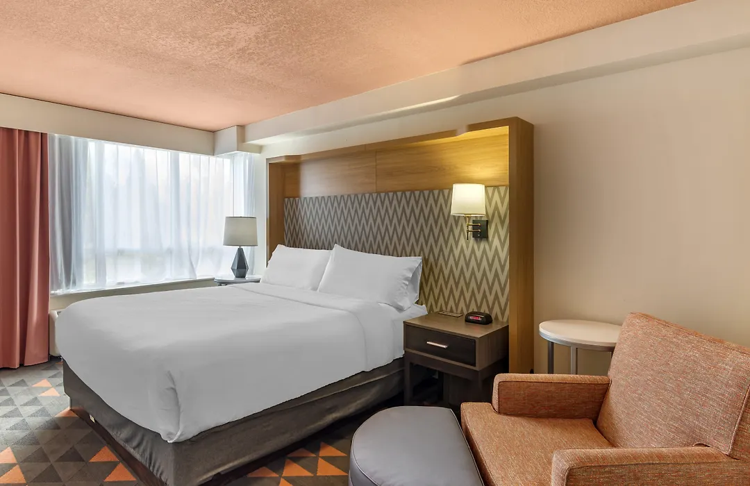 Holiday Inn Atlanta-Gas South Arena Area By Ihg-1