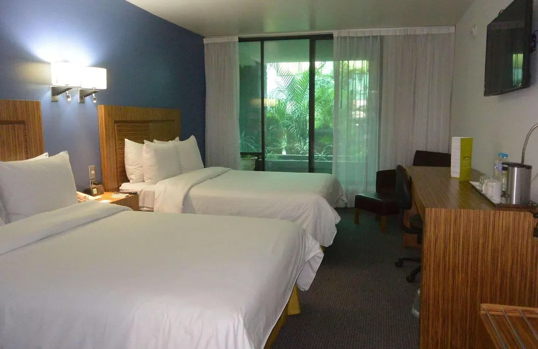 Radisson Hotel & Convention Center Toluca-1