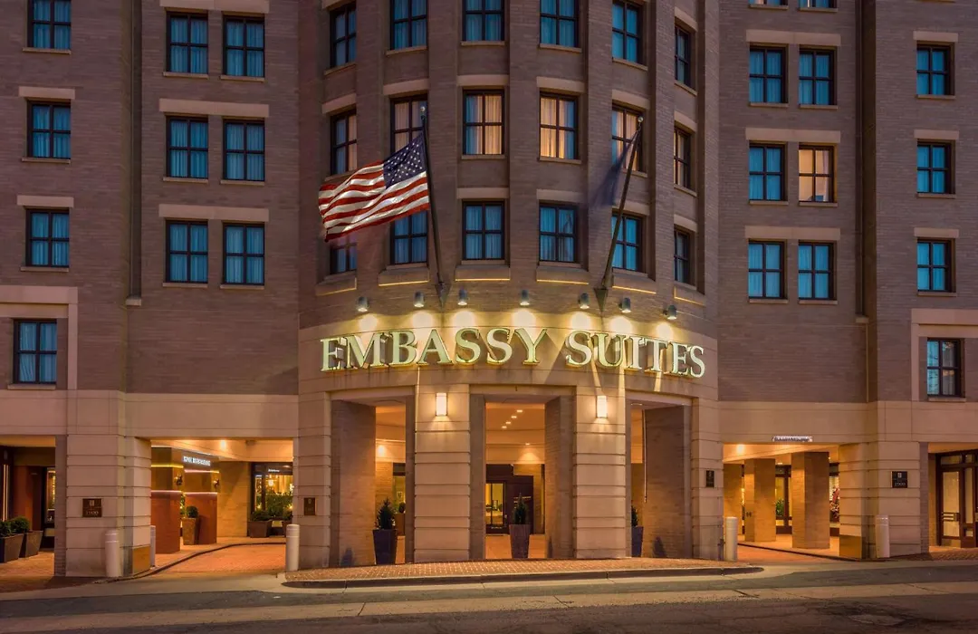 Embassy Suites By Hilton Alexandria Old Town-1