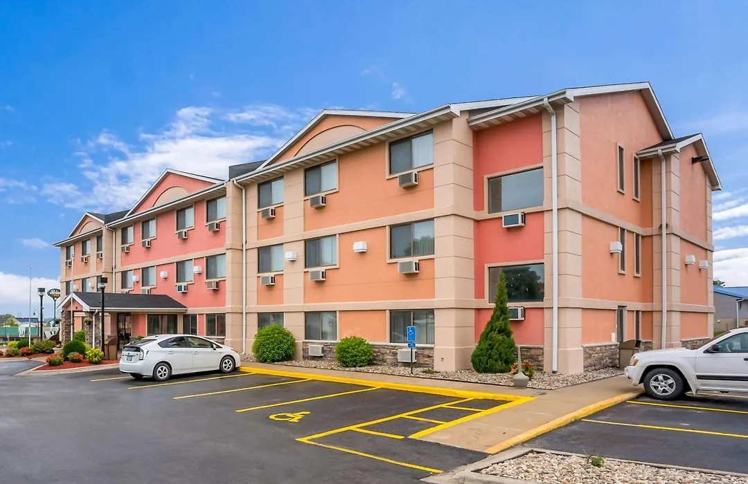 Quality Inn Cedar Rapids South-1