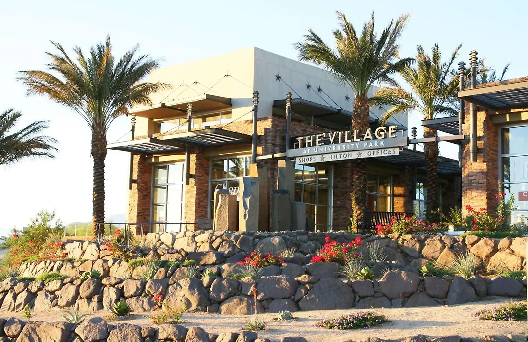 Hampton Inn&Suites Palm Desert-1