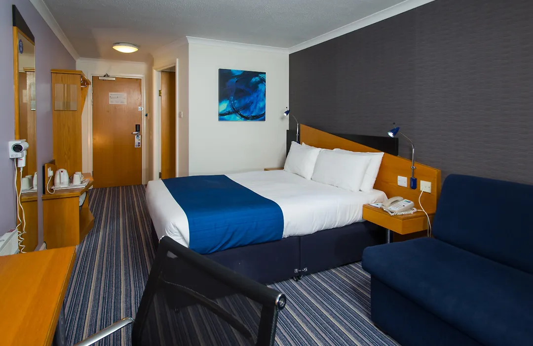 Holiday Inn Express Northampton - South By Ihg-1