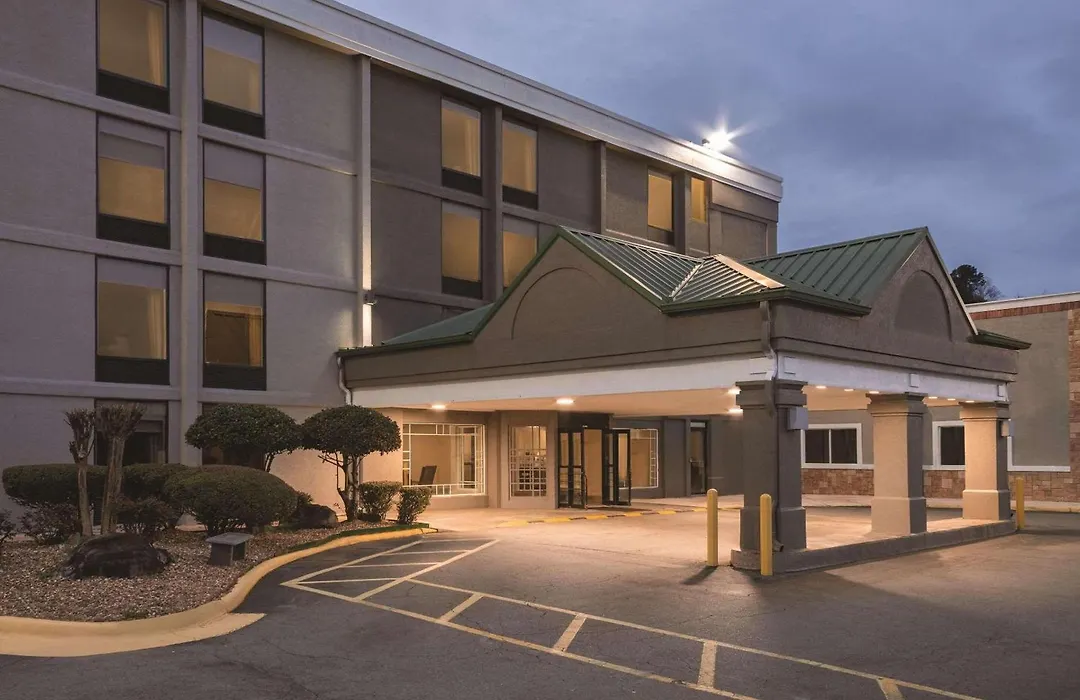 Country Inn & Suites By Radisson, North Little Rock, Ar-1