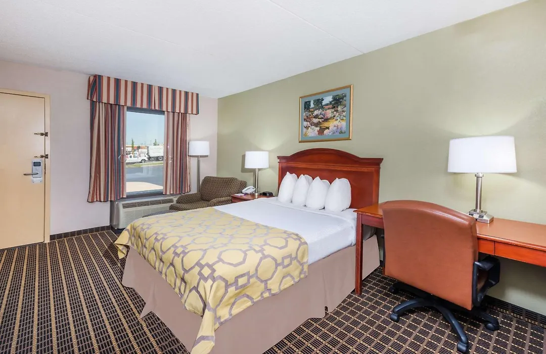 Baymont By Wyndham Clarksville Northeast-1