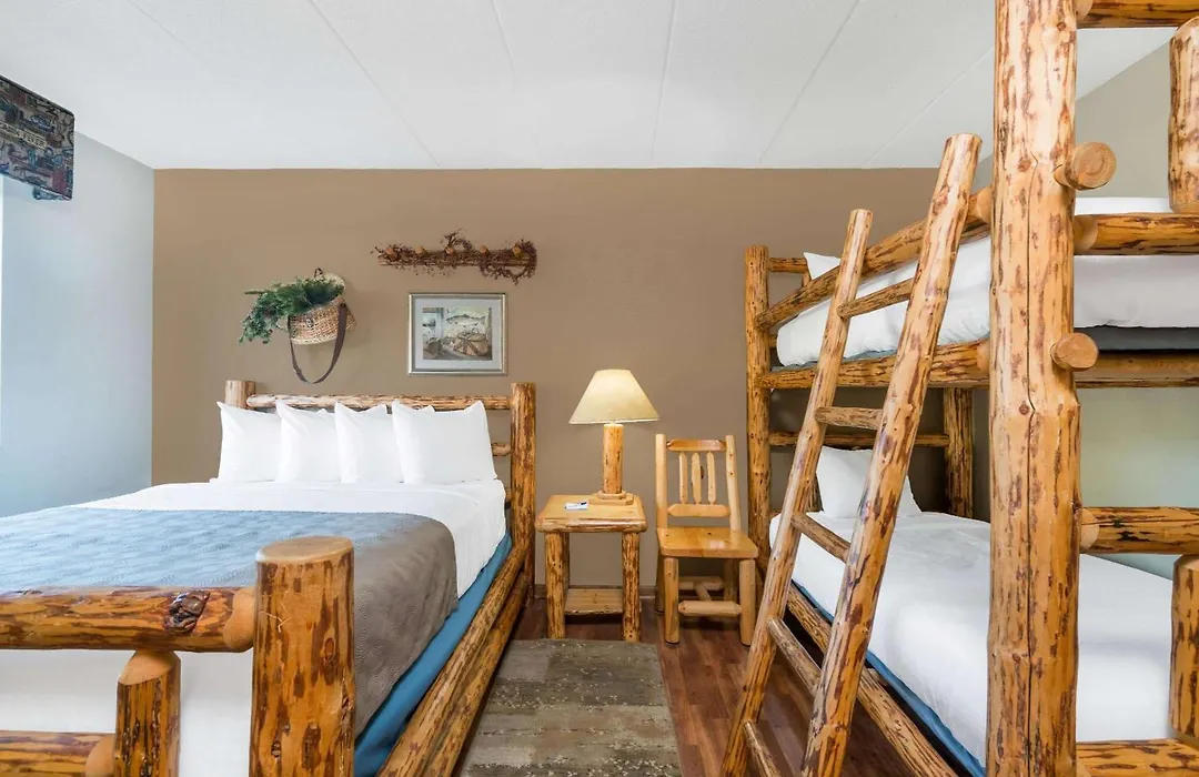 Baymont By Wyndham Owatonna-1