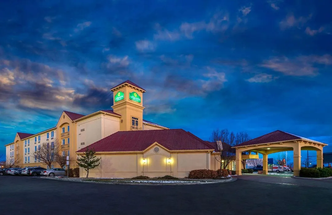 La Quinta By Wyndham Pueblo-1
