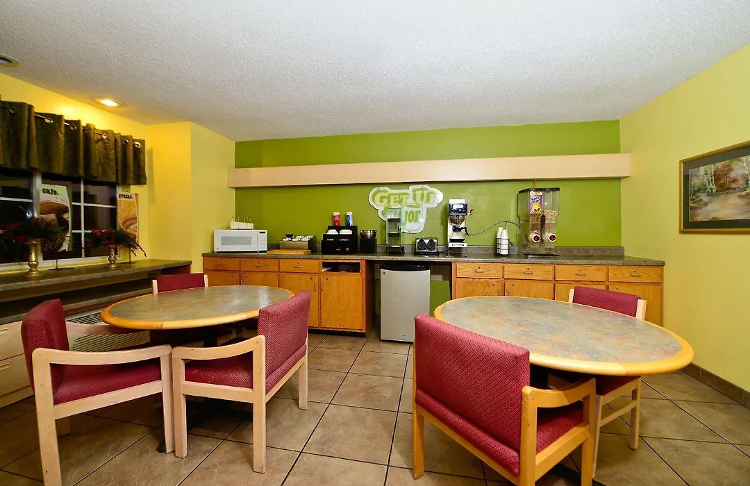 Americas Best Value Inn & Suites Jackson, Tn-1