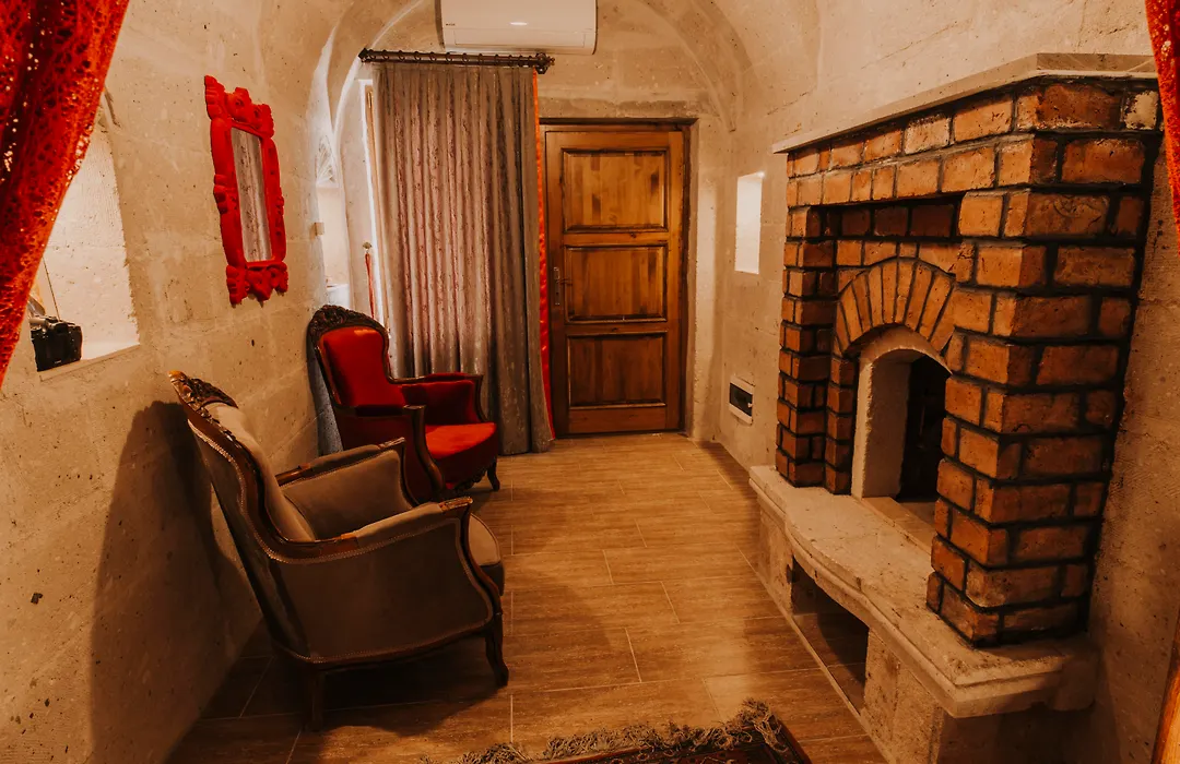 Holiday Cave Hotel-1