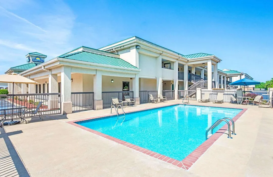 Days Inn By Wyndham Covington-1