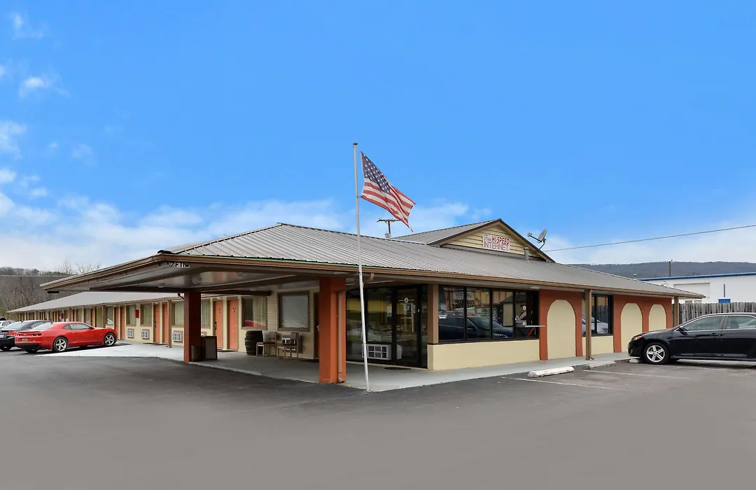 Mountain Inn Dayton-1