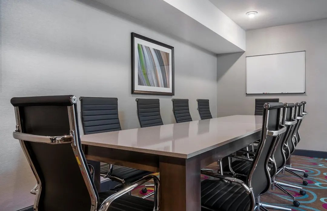 Holiday Inn Express Hotel & Suites Ames By Ihg-1