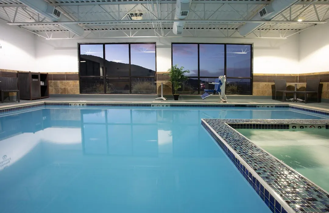 Holiday Inn Express Hotel & Suites Littleton By Ihg-1