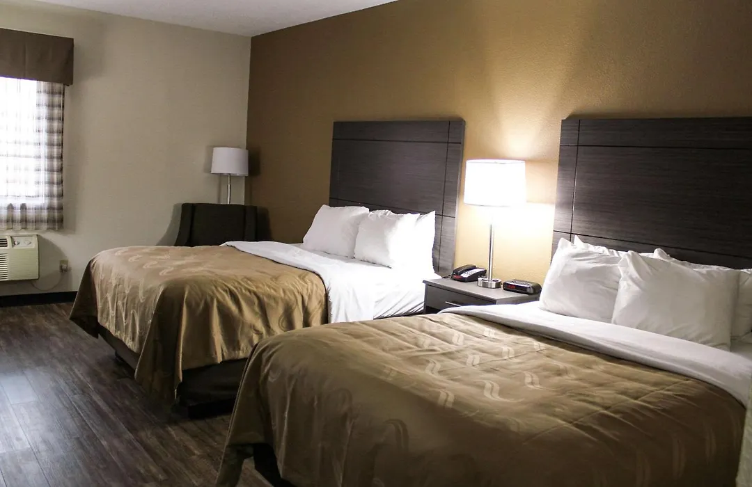 Quality Inn Clinton-Knoxville North-1
