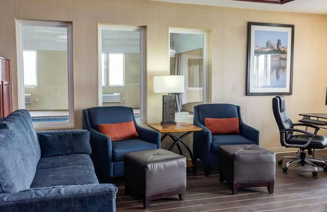 Comfort Inn Kearney - Liberty-1