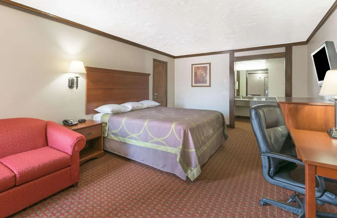 Super 8 By Wyndham Enid-1