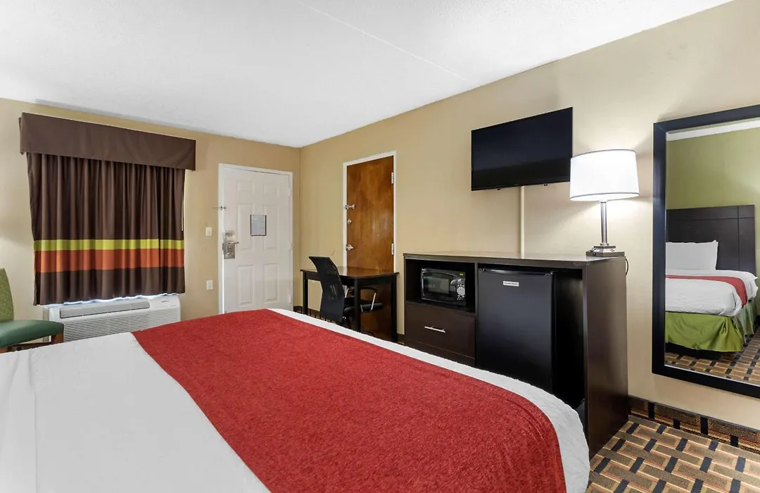 Surestay Hotel By Best Western Lenoir City-1