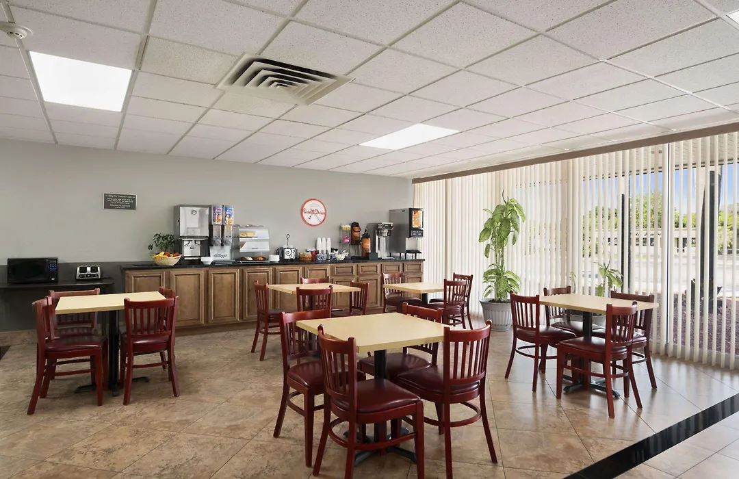 Howard Johnson By Wyndham Winter Haven Fl-1