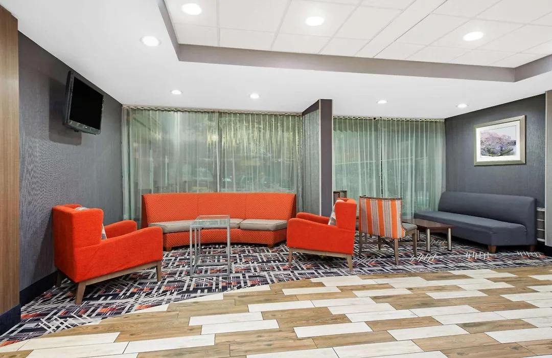La Quinta Inn & Suites By Wyndham Dc Metro Capital Beltway-1