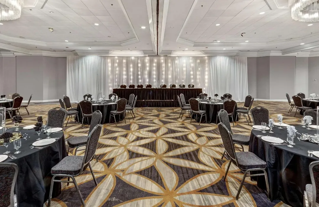 Doubletree By Hilton Wichita Airport-1
