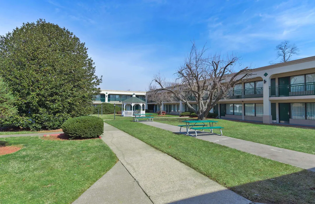 Ramada By Wyndham Pikesville/Baltimore North-1