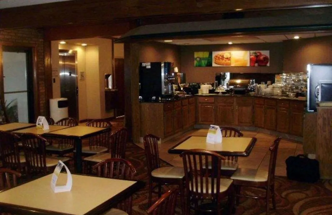 Quality Inn & Suites Searcy I-57-1