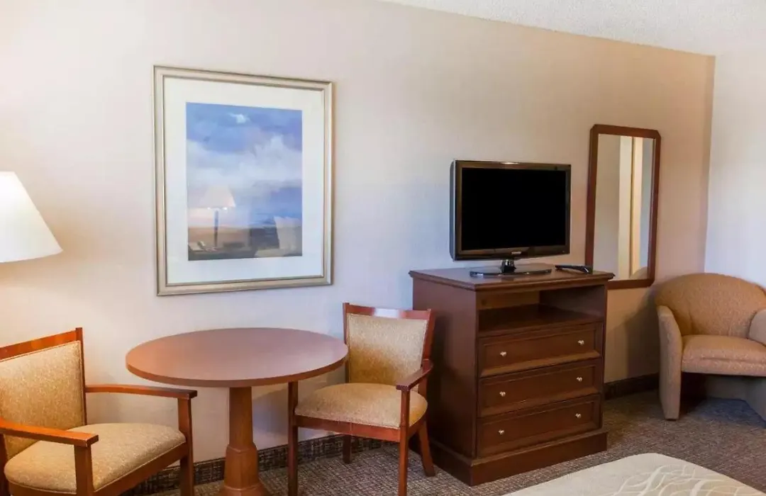 Quality Inn Kirkland-1
