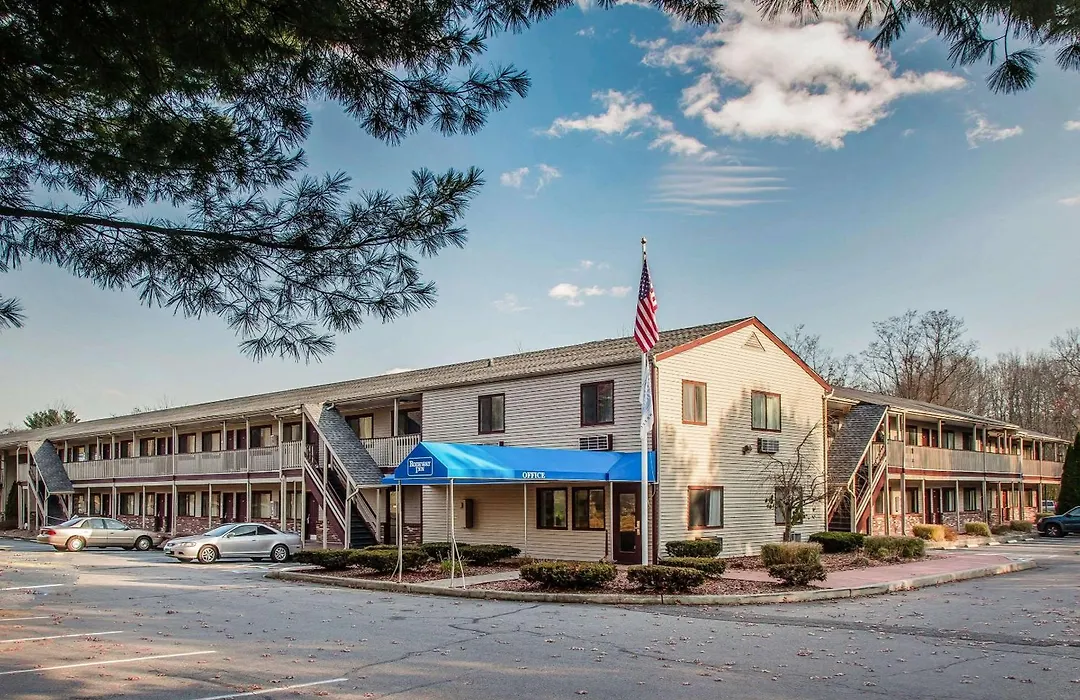 Rodeway Inn Groton - New London-1