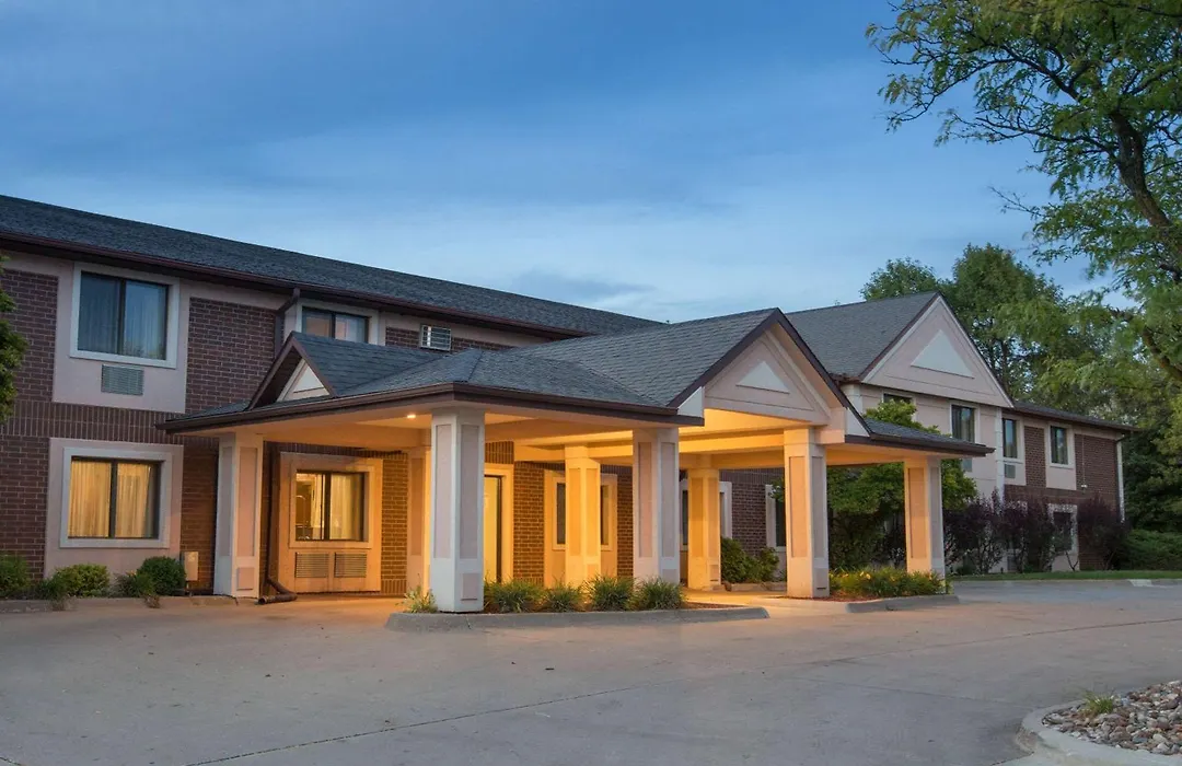 Super 8 By Wyndham Clive Ia-1