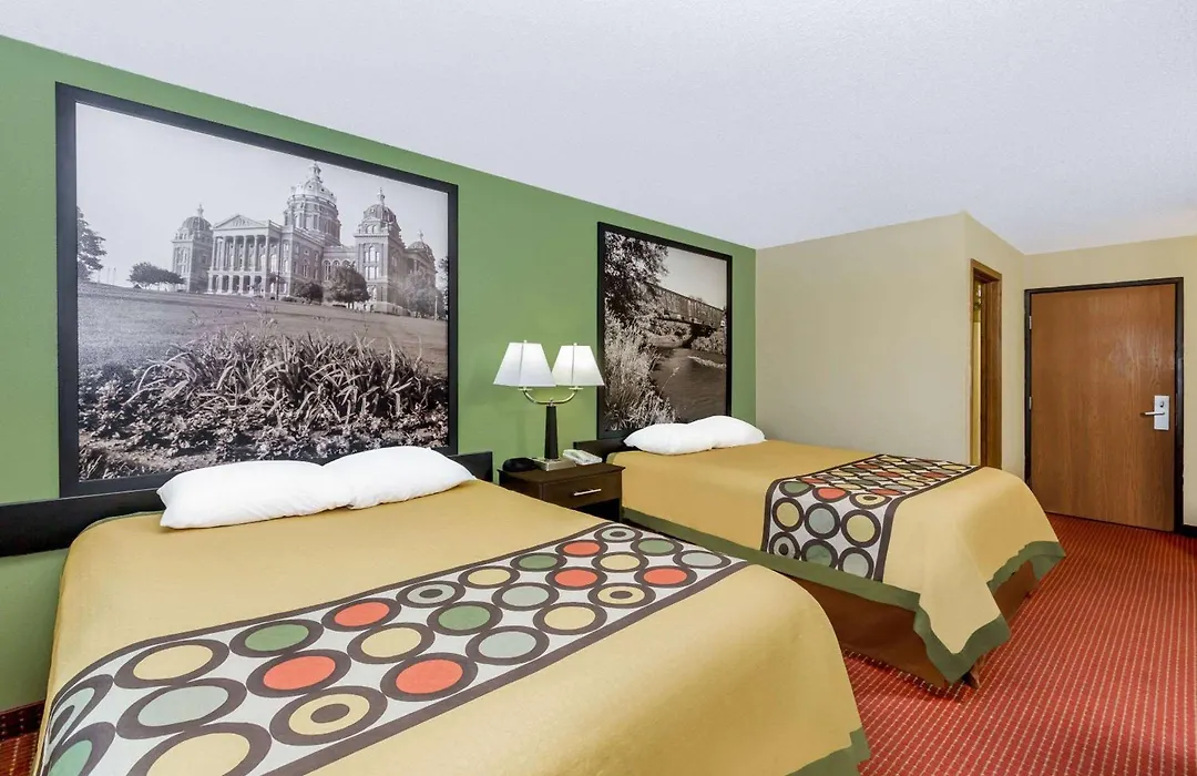 Western Inn & Suite Grinnell Iowa,-1