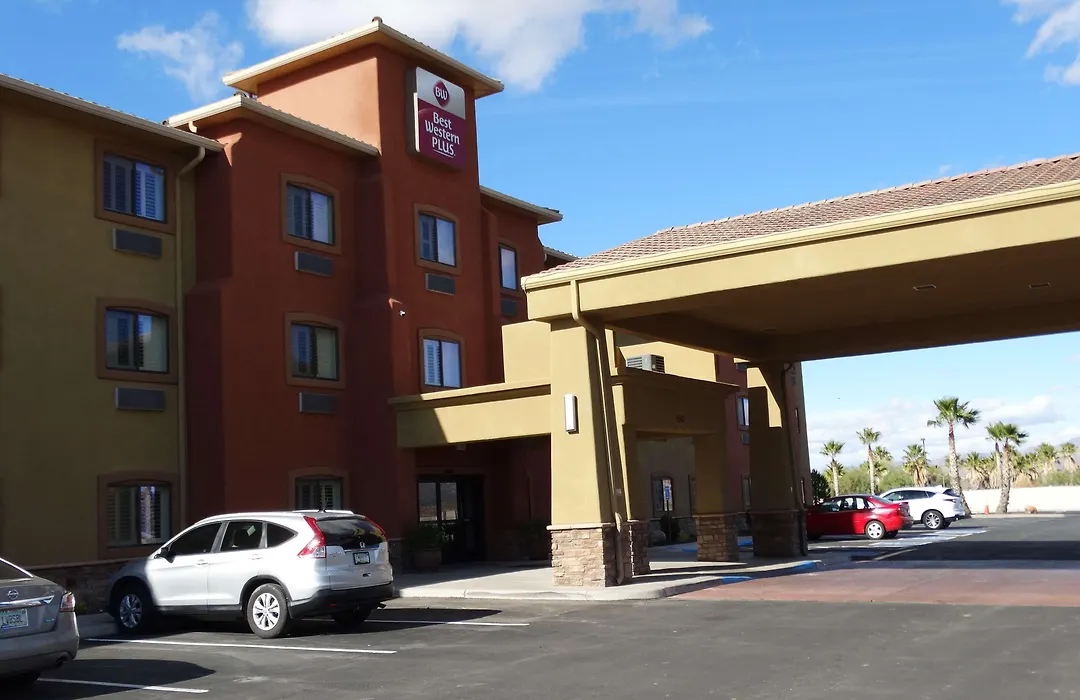 Best Western Plus Safford-1